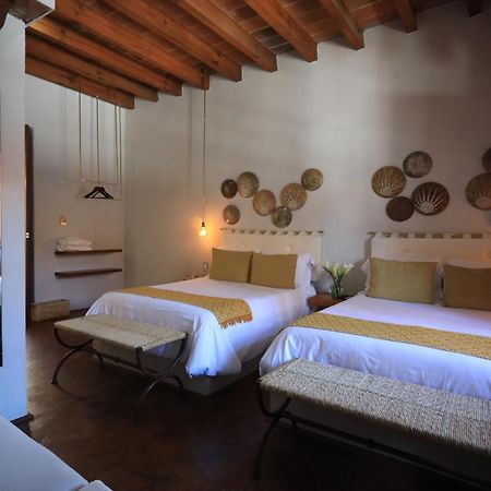 La Dorada Town View Hotel Valle de Bravo Exterior photo