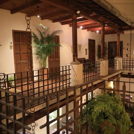 La Dorada Town View Hotel Valle de Bravo Exterior photo