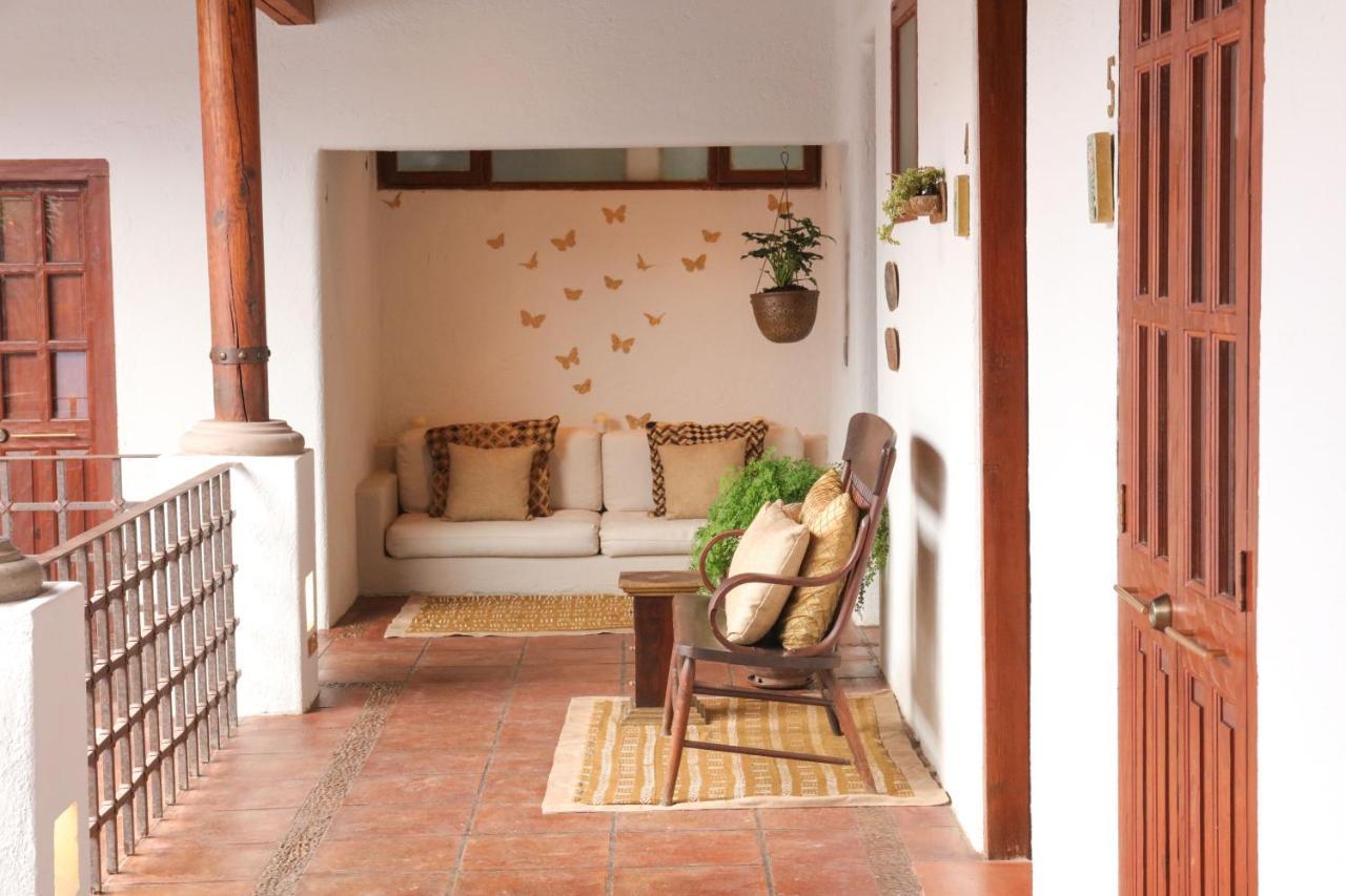 La Dorada Town View Hotel Valle de Bravo Exterior photo