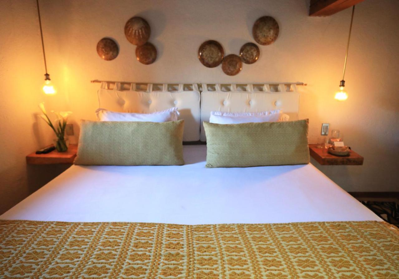 La Dorada Town View Hotel Valle de Bravo Exterior photo