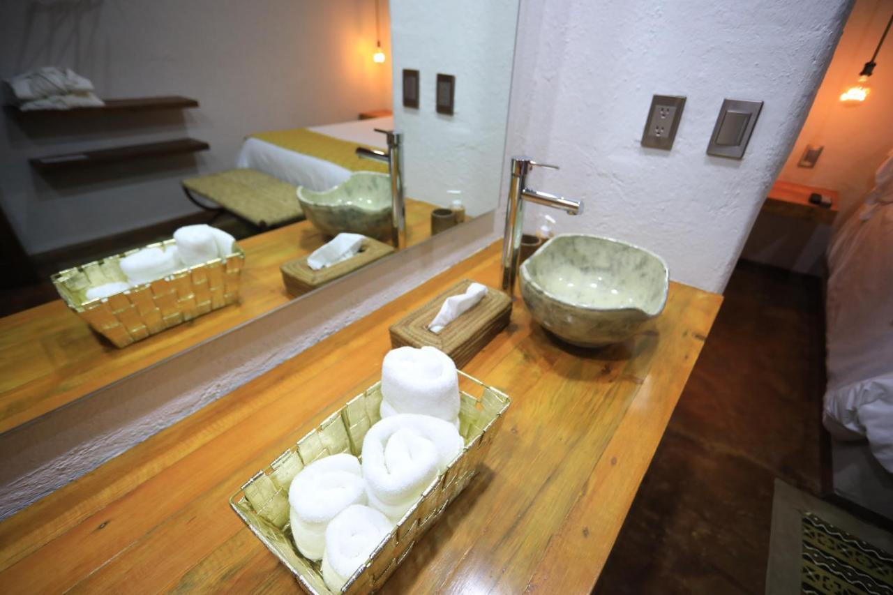 La Dorada Town View Hotel Valle de Bravo Exterior photo