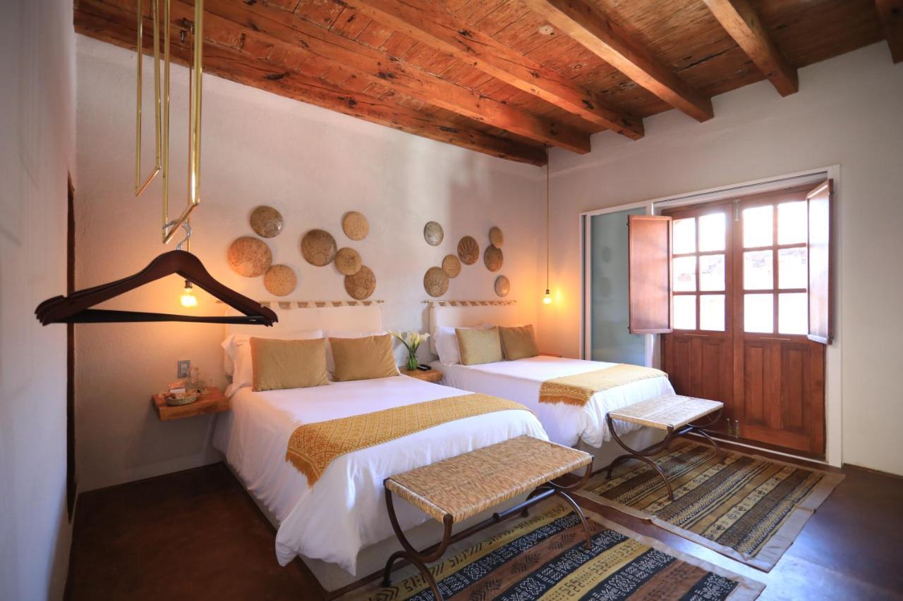 La Dorada Town View Hotel Valle de Bravo Exterior photo