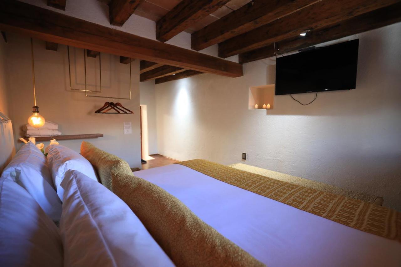 La Dorada Town View Hotel Valle de Bravo Exterior photo