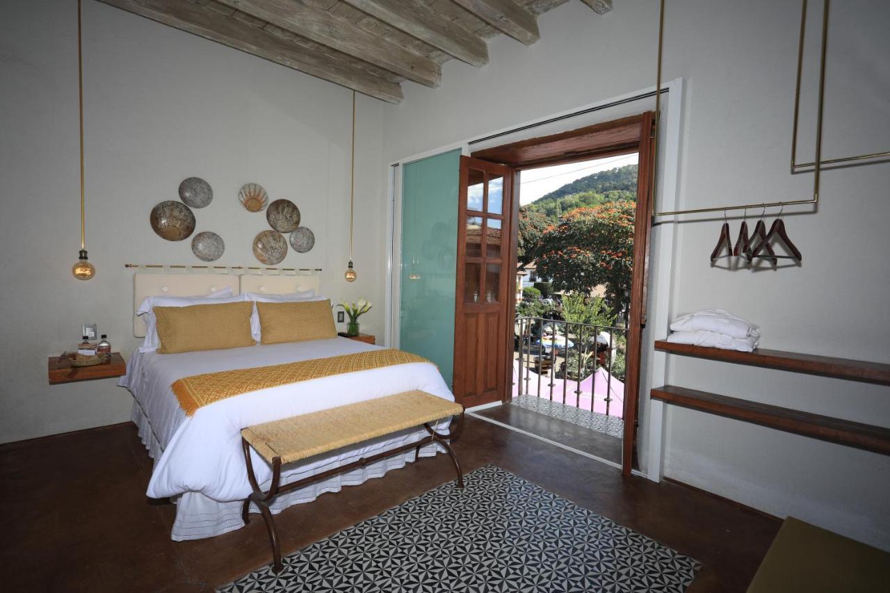 La Dorada Town View Hotel Valle de Bravo Exterior photo