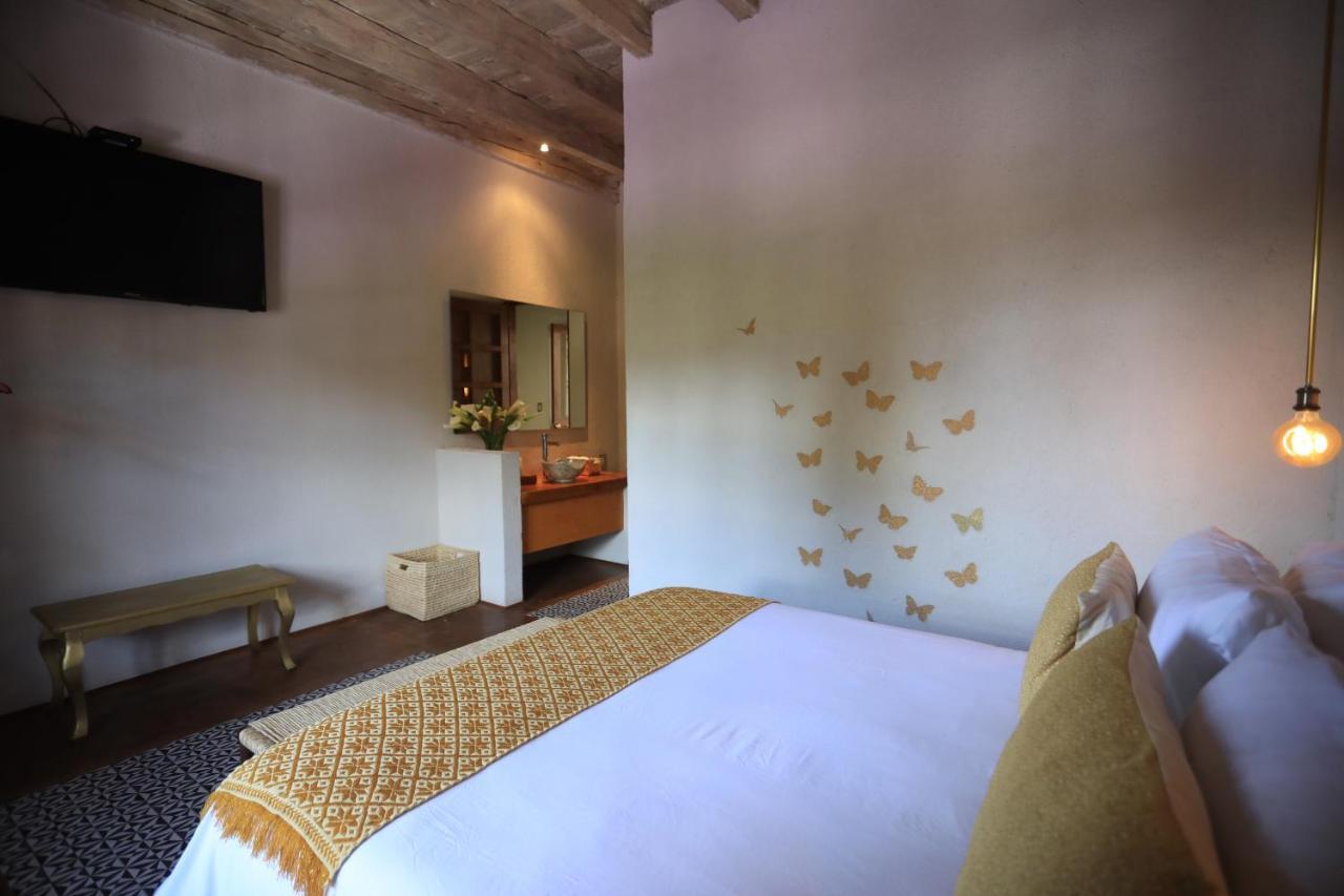 La Dorada Town View Hotel Valle de Bravo Exterior photo