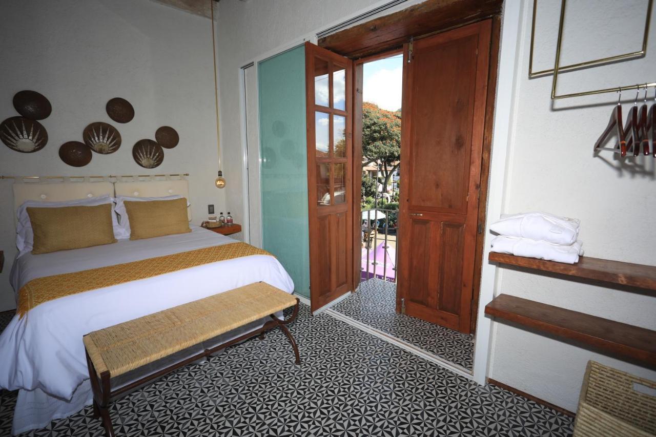 La Dorada Town View Hotel Valle de Bravo Exterior photo