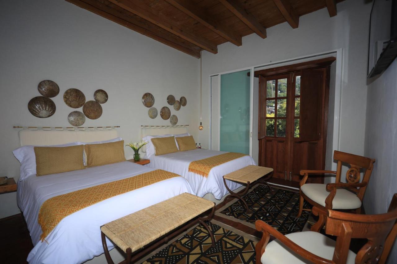 La Dorada Town View Hotel Valle de Bravo Exterior photo