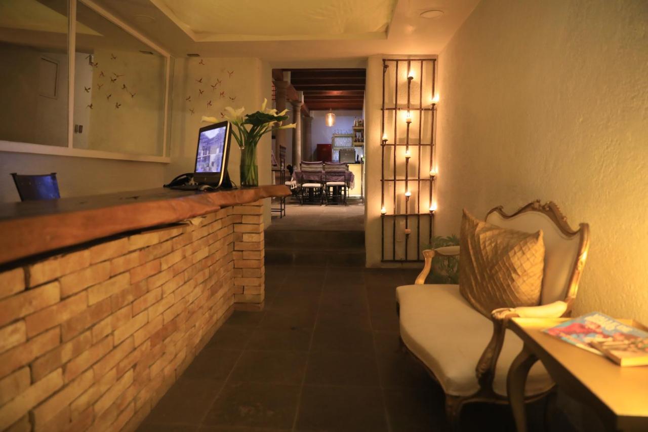La Dorada Town View Hotel Valle de Bravo Exterior photo