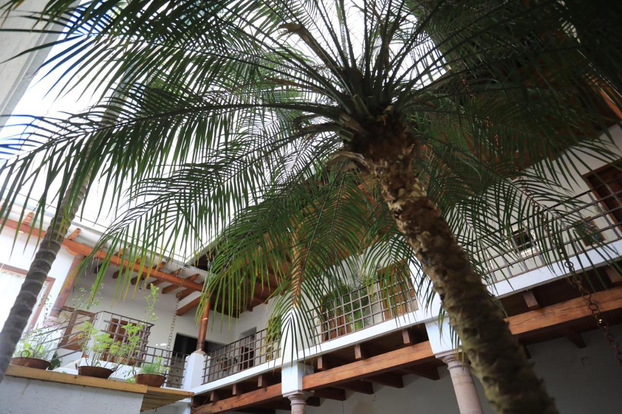La Dorada Town View Hotel Valle de Bravo Exterior photo